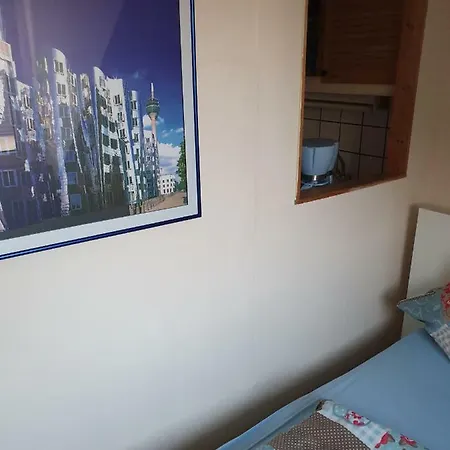 Messe-studio In Dusseldorf-derendorf Homestay *